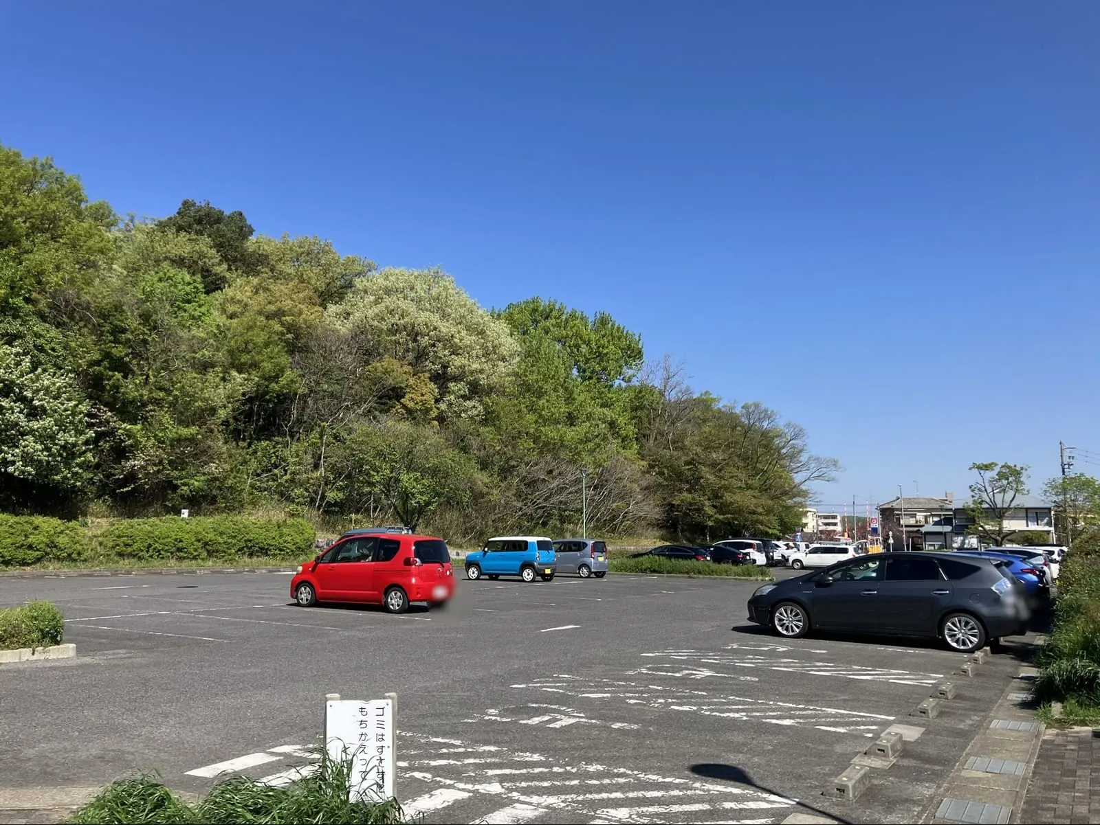 天白公園の駐車場